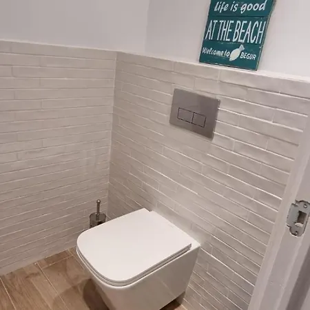 Beautiful With Pool Terrace Parking Apartment